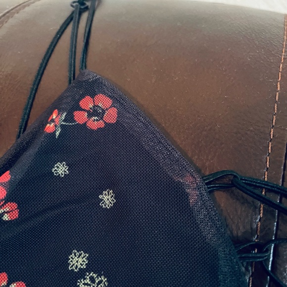 UO Women’s Petite Bright Side Lace-Up Mini Black Floral Dress! Brand New! - Picture 8 of 14